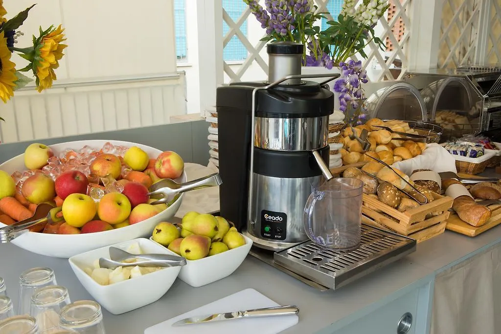 Hotel Cavalieri Palace & Suites Lido di Jesolo Italy