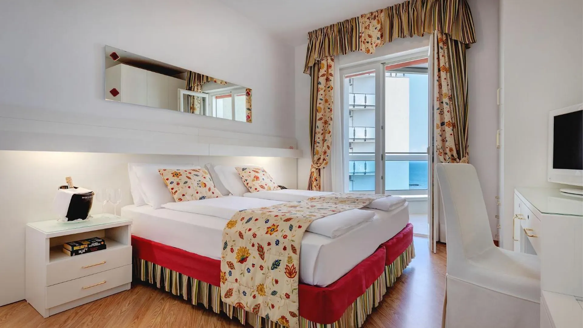 Hotel Cavalieri Palace & Suites Lido di Jesolo Italy